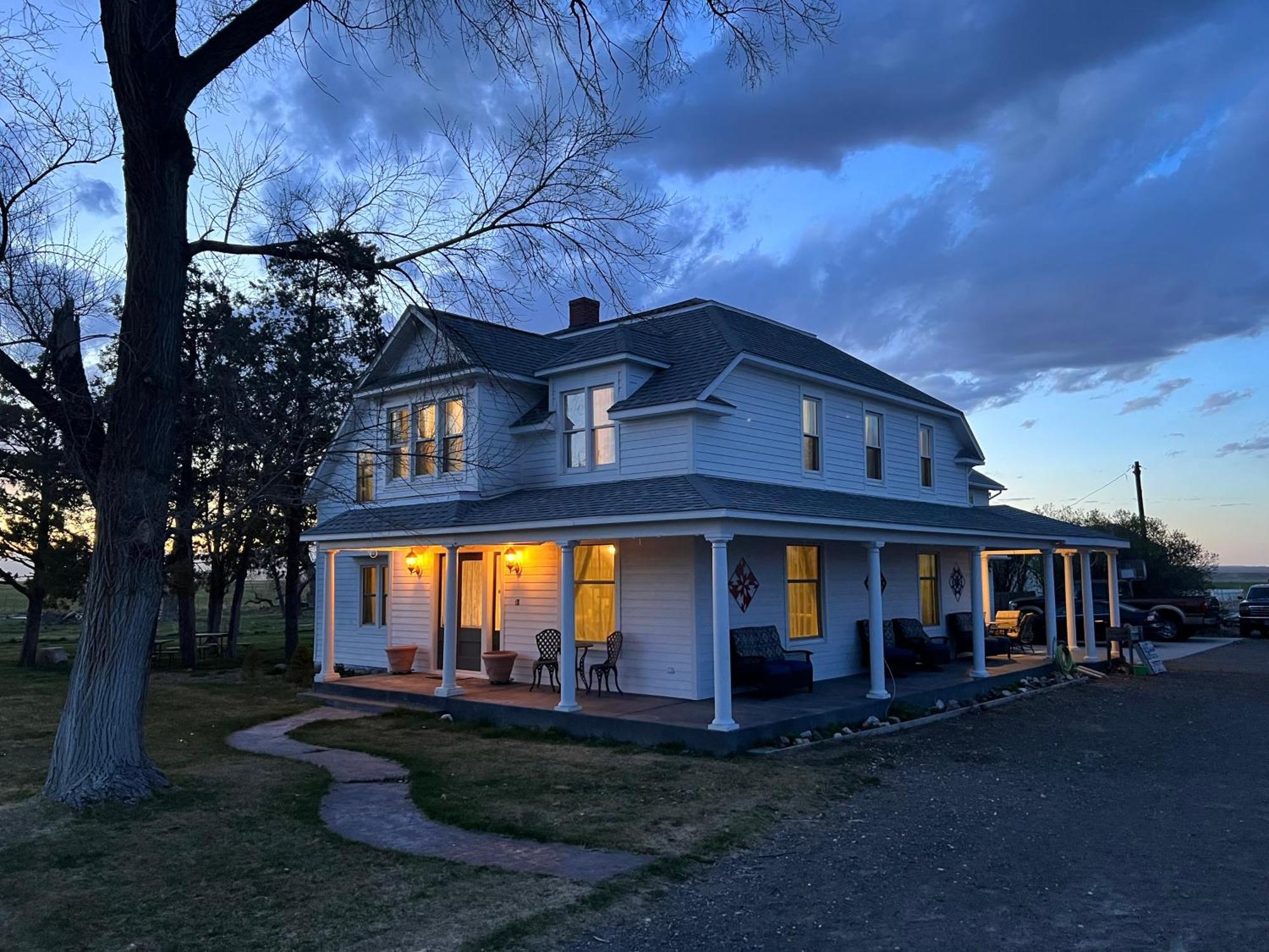 Hudson House Bed And Breakfast Wheatland Exteriör bild